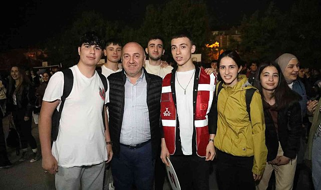 Darıca Belediyesi, 3 bin öğrenciyi Çanakkale'ye götürüyor