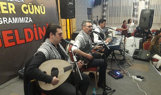 Devrekani'de Anneler Günü programına yoğun ilgi