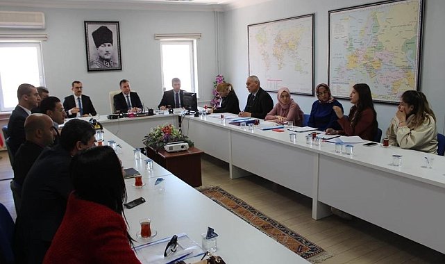 Dinar'da çocuk koruma ve kadına yönelik şiddetle mücadele toplantısı