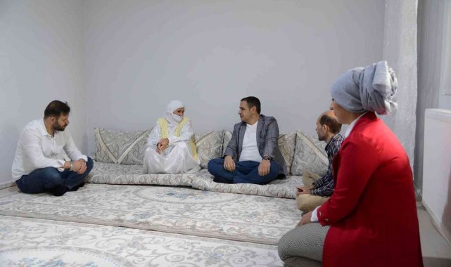 Diyarbakır'da ulu çınarlar ve hastalar bayramda unutulmadı