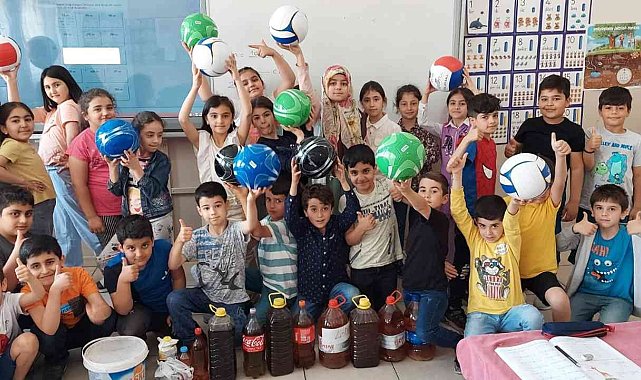 Diyarbakırlı öğrenciler atık yağları okula götürdü, topu kaptı
