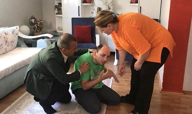 Dolandırılan engelli ailenin mağduriyeti giderildi