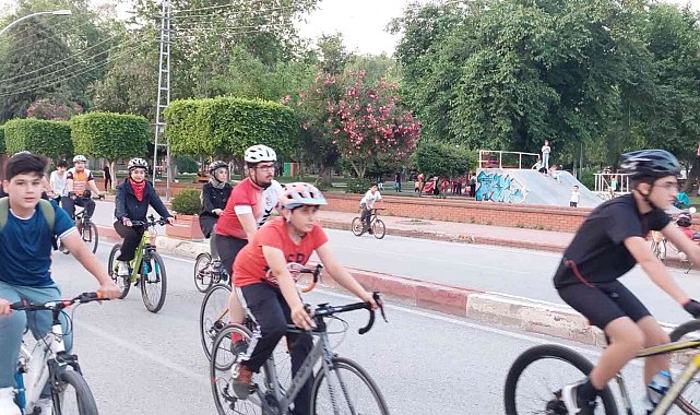 Dörtyol'daki bisiklet etkinliğinde 200 kişi pedal çevirdi