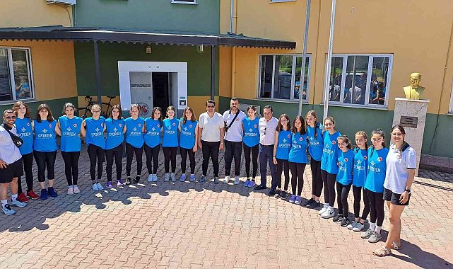 Döşemealtılı voleybolcular, Türkiye Şampiyonası'nda