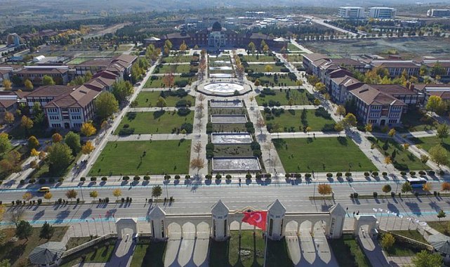 DPÜ saygın üniversiteler arasında ilk yüzde 10'da
