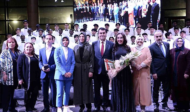 Dünyanın renkleri Osmangazi'de buluştu