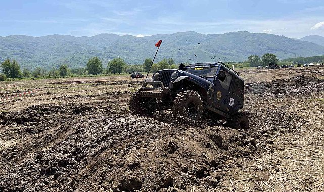 Düzce'de off-road yarışları heyecanlı anlara sahne oldu