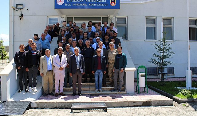 Elazığ&#039;da muhtarları bilgilendirme toplantısı