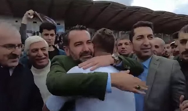 Elazığspor'da alkışlar başkan Şerifoğulları'na