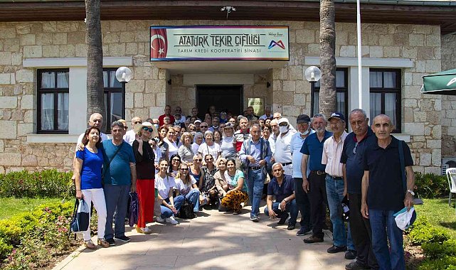 Emekliler Gazi Çiftliğinde bir araya geldi