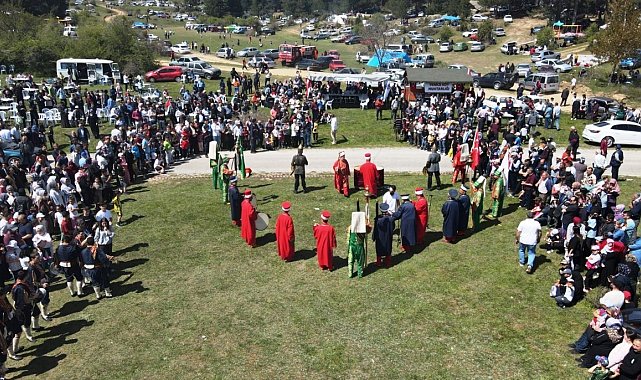 Emet'teki hıdrellez şenliklerine 10 bin kişi katıldı