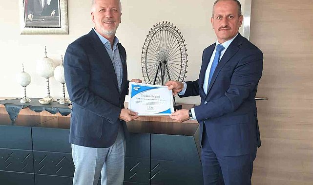 En çok istihdam yapan hastaneye teşekkür belgesi