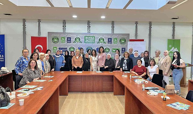 Enerji timi, kadın kooperatiflerine tasarrufu anlattı