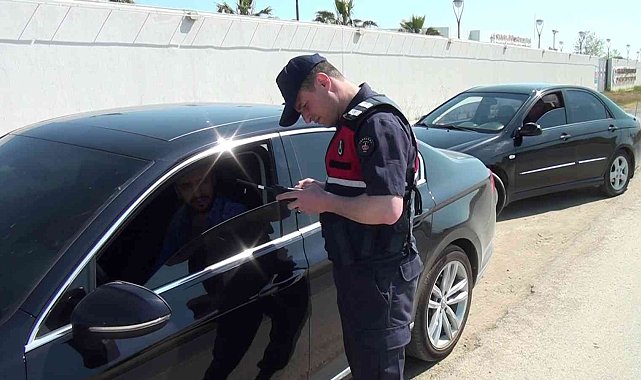 Engelli bireyin temsili askerlik yaptığı uygulamada aranması olan 2 şahıs yakalandı