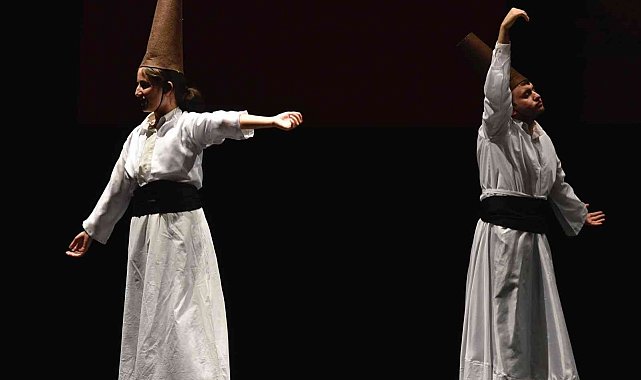 Engelli bireylerin gösterileri ayakta alkışlandı