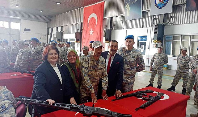 Engelli gençlerin bir günlük temsili askerlik heyecanı