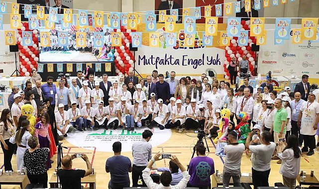 Engelli öğrenciler yemek pişirdi, lezzeti damaklarda kaldı