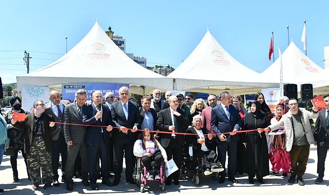 Engellilerin el emekleri bu sergide