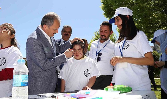 Engelsiz yaşam merkezinde bahar şenliği