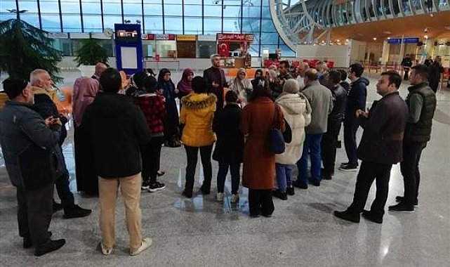 Erzincan'da 2 yıl aradan sonra umreciler kutsal topraklara uğurlandı