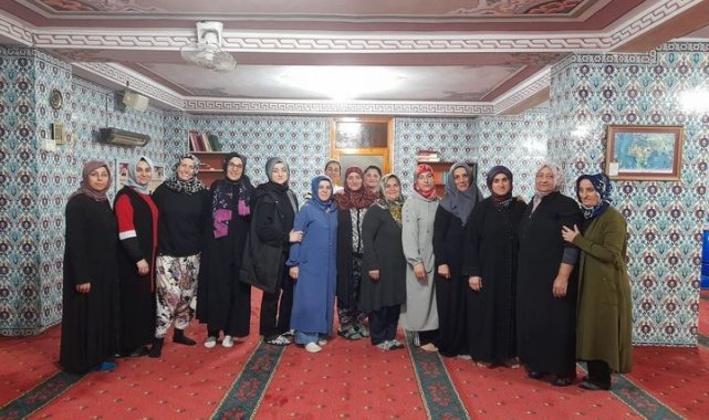 Esenköy'de camilerin bayram temizliği ev hanımlarından