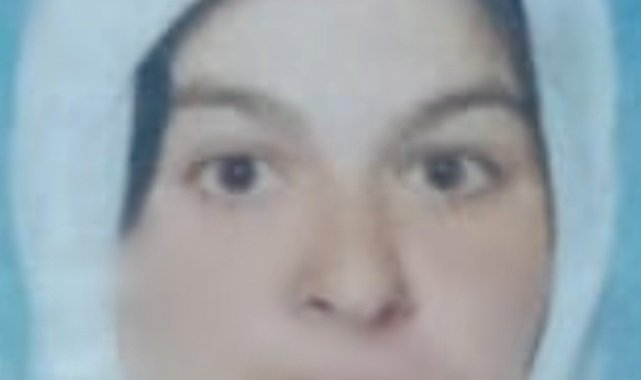 Evinin önünde düşen kadın hastanede hayatını kaybetti