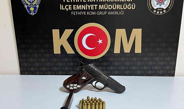 Fethiye'de esnaftan silah zoruyla para almaya çalıştıkları iddiasıyla 7 şüpheli yakalandı