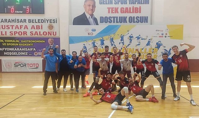 Fırat Üniversitesi voleybolda Süper Lig&#039;e çıktı