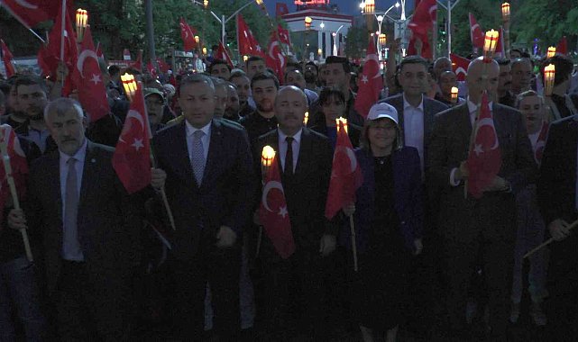 Gaziantep'te coşkulu Fener alayı yürüyüşü