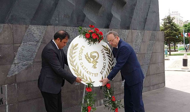 Gaziantep'te Eczacılık Günü kutlanıyor