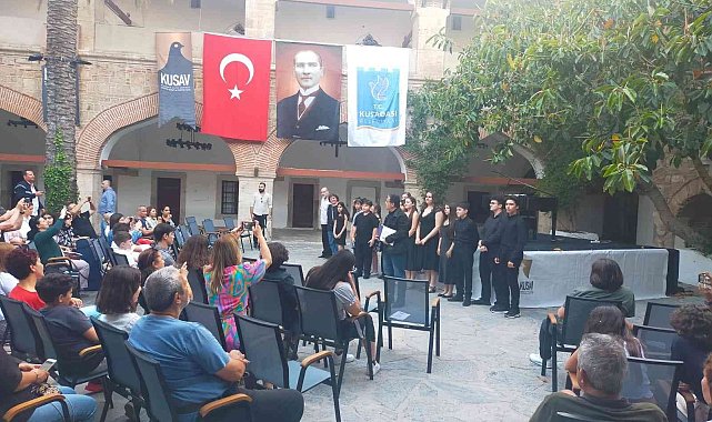 Geleceğin piyanistleri performanslarıyla beğeni topladı