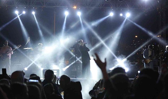 Gemlik&#039;te Madrial coşkusu