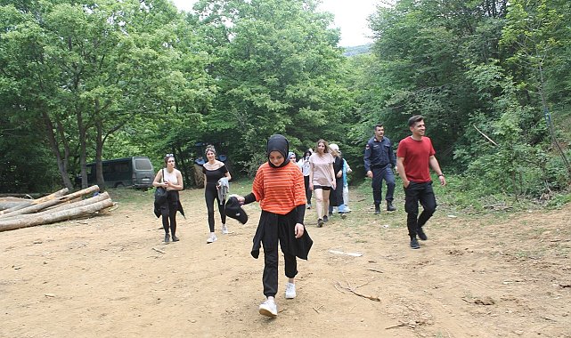 Gençlik haftası doğa yürüyüşüyle başladı