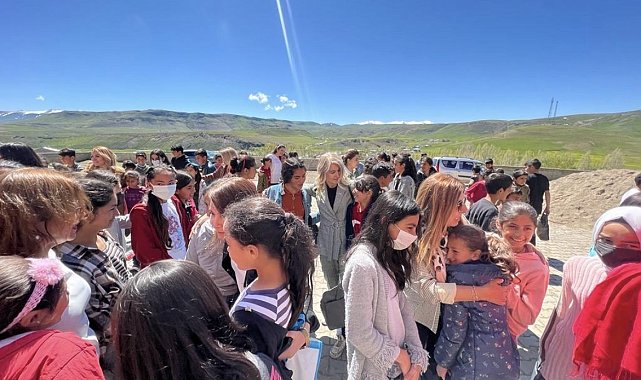 Girişimci iş kadınları, Ağrılı öğrencilerle bir araya geldi