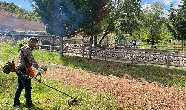 Gölbaşı'nda parklara bakım çalışması