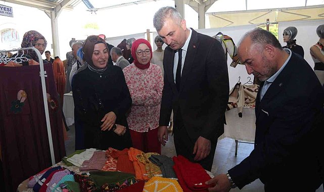 GÖLMEK kursiyerlerinden el emeği sergisi