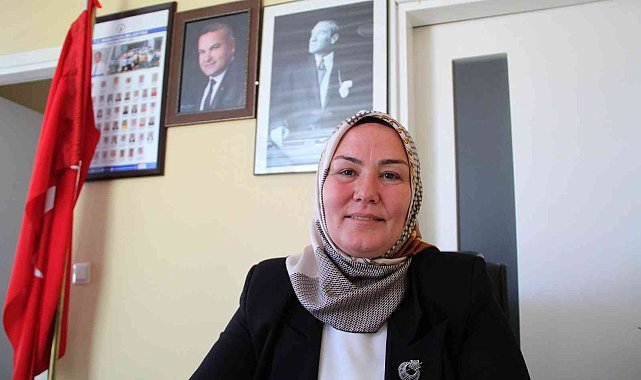 Görev başında vefat eden eşinin yerine seçildiği muhtarlıkta 24 saat mesaide