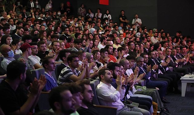 Hacktrick Siber Güvenlik Konferansı&#039;22, BTK&#039;nın ev sahipliğinde başladı