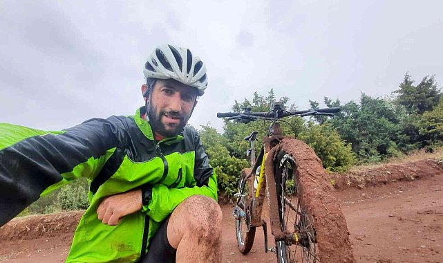 Haftada 500 kilometre pedal çevirerek yarışmalara hazırlanıyor