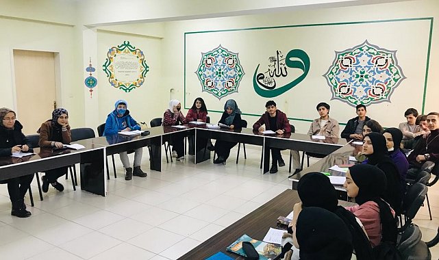 Hakkari'deki öğretmen ve öğrencilerin Avrupa yolculuğu başlıyor