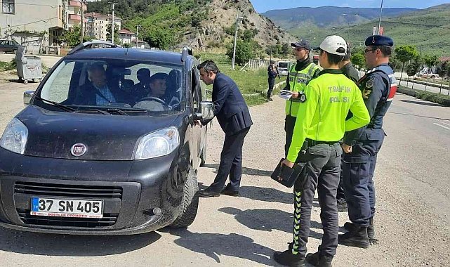 Hanönü'de Karayolu Trafik Haftası'nda sürücüler bilgilendirildi
