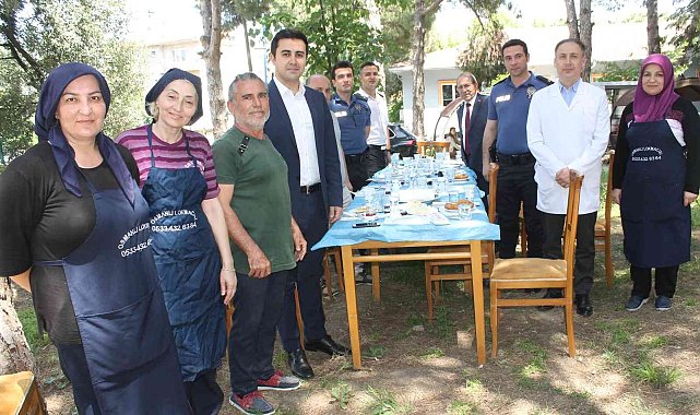 Hastane personelinden geleneksel lokma hayrı