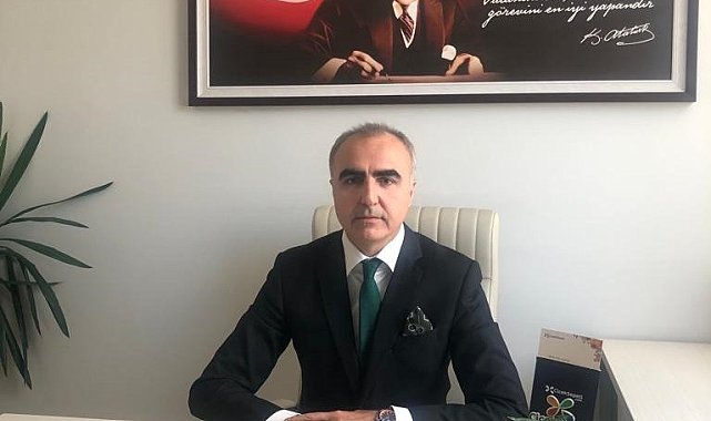 Hastaneyi teftişe geldi, kitap yazdı