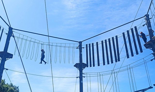 Hem eğleniyor hem öğreniyorlar