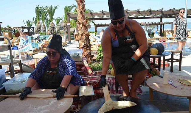 Hem tatil, hem de Türk yemeği yaptılar