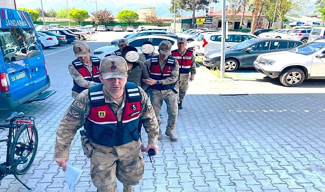 Hırsızlığa kalkışan 2 kişi jandarma ekiplerinden kaçamadı