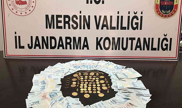 Hırsızlık zanlısı çaldığı altınlarla birlikte yakalandı