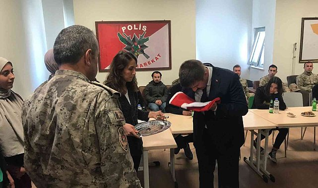 Iğdırlı öğrencilerden şehit polis Veli Kabalay'ın ailesine mektup