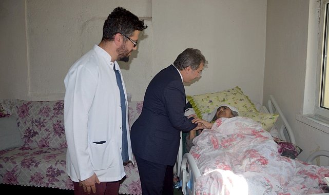 İhtiyaç sahibi hastalara motorlu hasta yatağı ulaştırılıyor