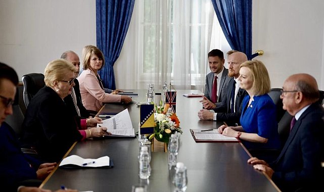 İngiltere Dışişleri Bakanı Truss: "Putin, Ukrayna'da kaybetmeli"